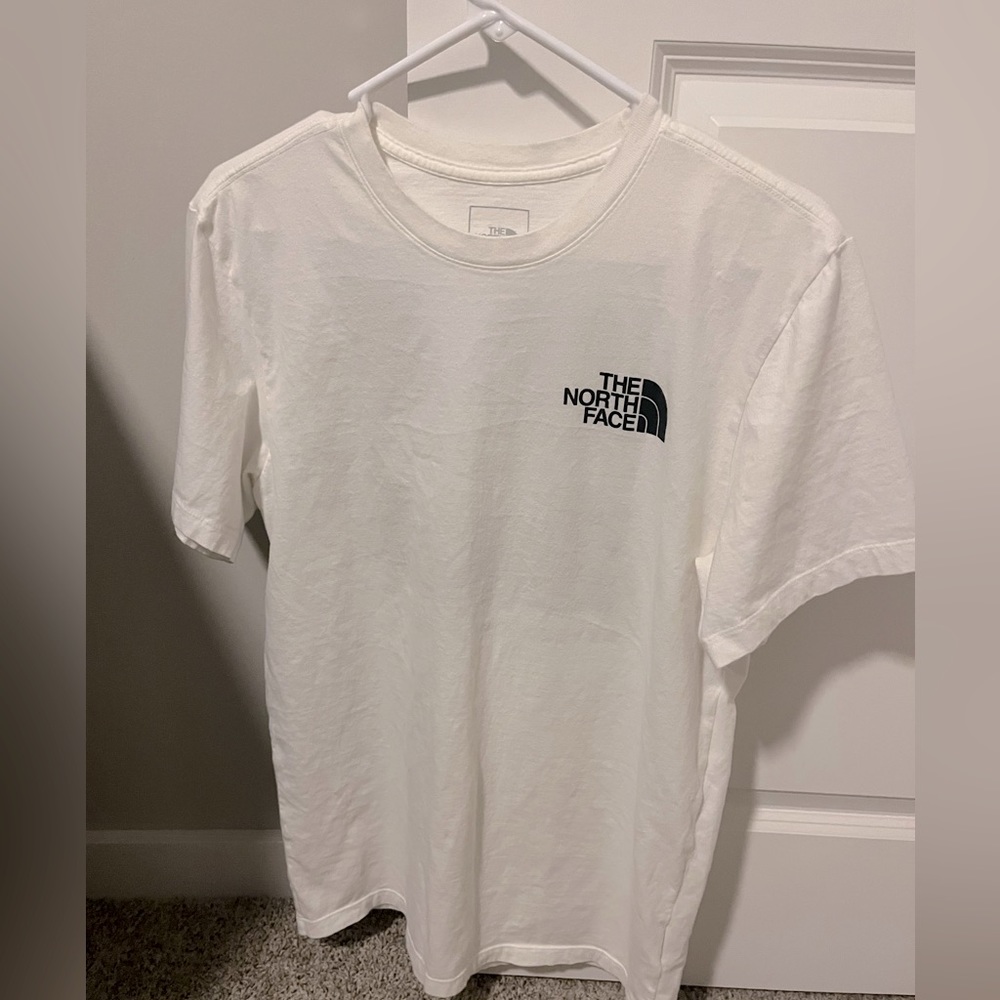 The North face Logo T-Shirt size Medium